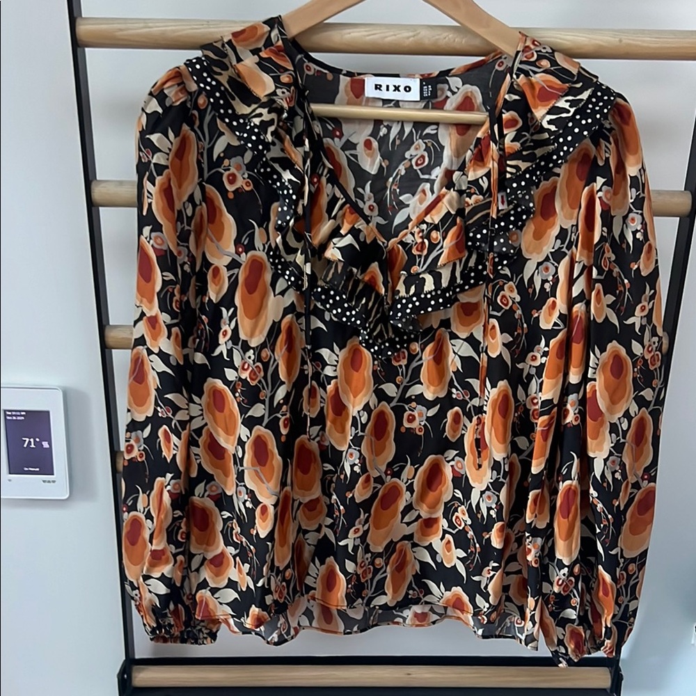 RIXO Multicolored V-Neck Cuffed Sleeve Blouse